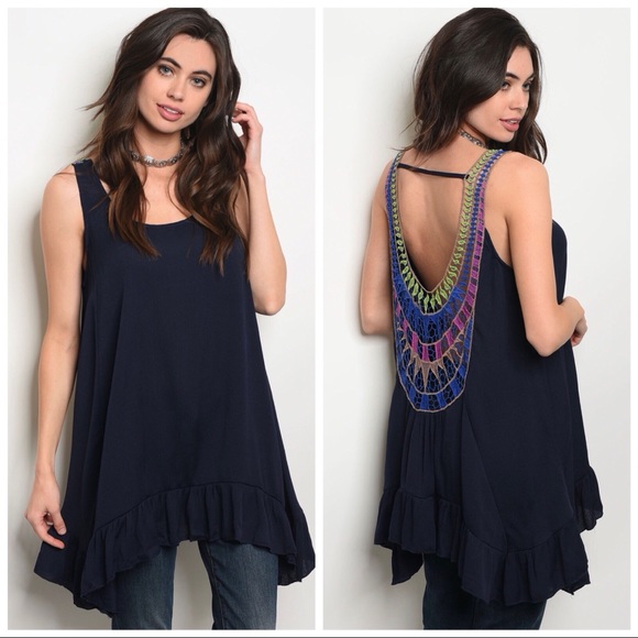 Tops - 🆕Tunic with bright back crotchet detail
